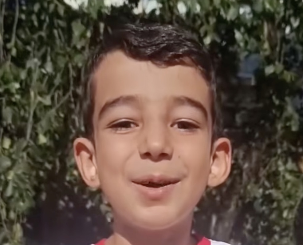 Evlatlarımızın Umudunda, Analarımızın Duasındayız